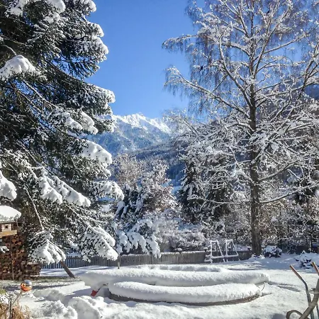 Apartmenthaus Dreier-4 *